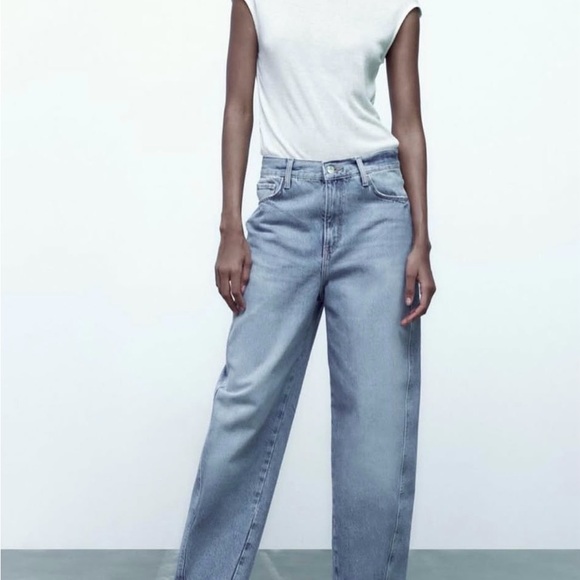 Zara NWT Women’s Midrise Cropped Carrot Leg Blue Jeans | Size 8 (40) - Picture 12 of 12